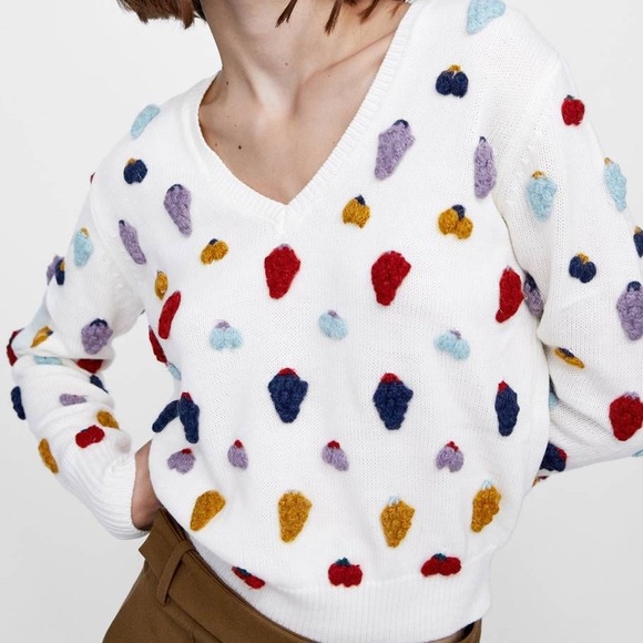 zara strawberry knit